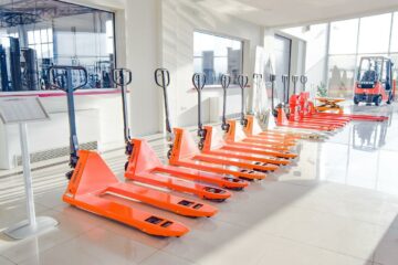 forklift-g30ee279ff_1280 - anee